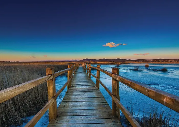 Awesome In Prosika With Wifi بيت للعطل